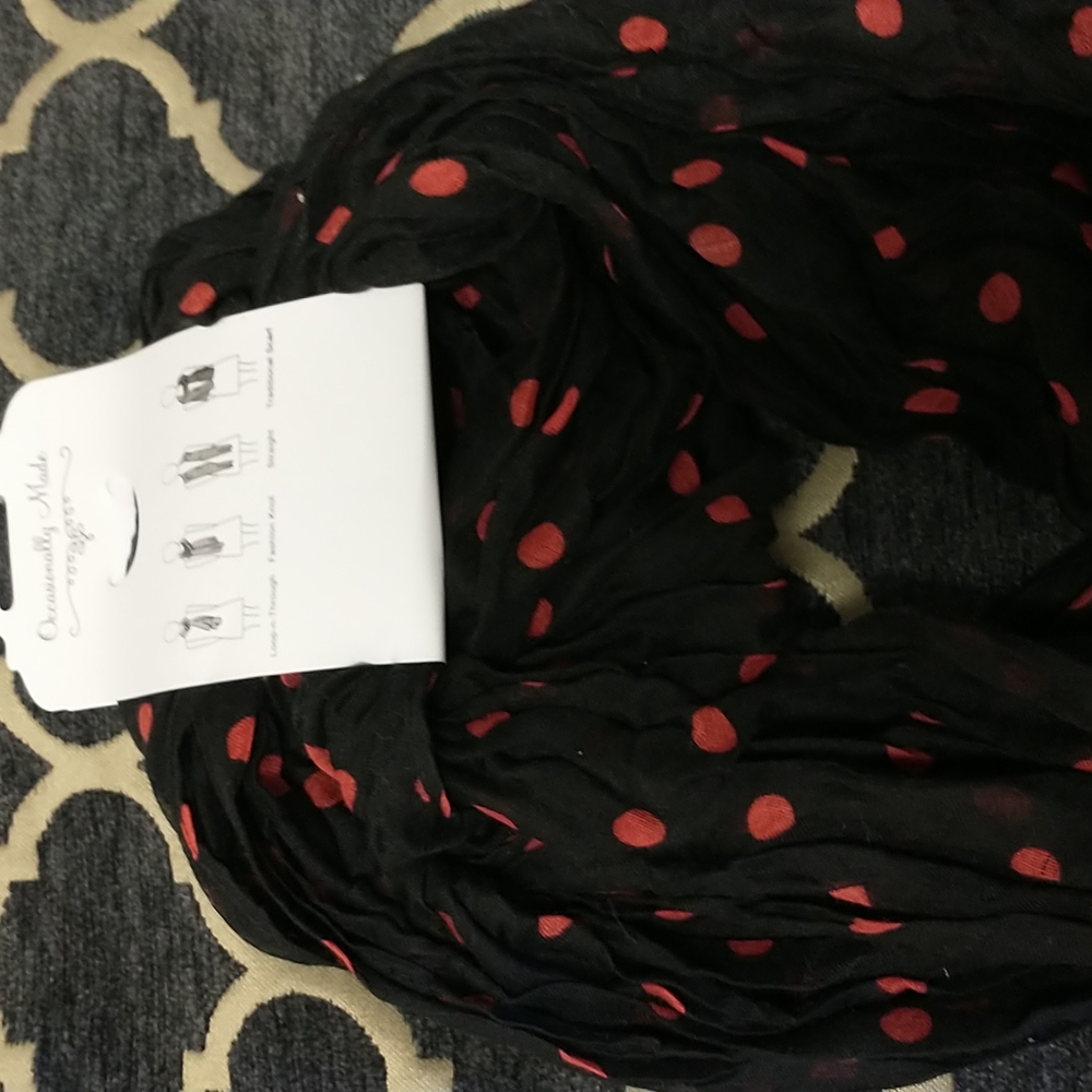 NWT Occasionally Made Versatile Scarf